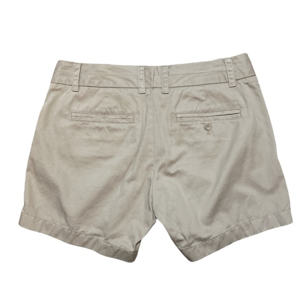 J. Crew Chino Shorts Khaki tan midrise front and back pockets flat front size 4 - Picture 6 of 8